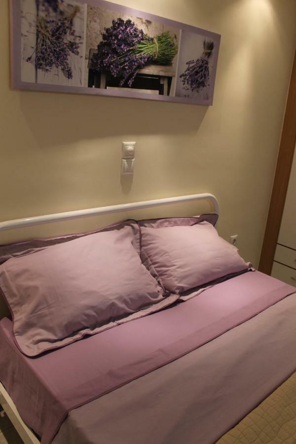 Cozy Studio Apartment In Pireus Exterior foto